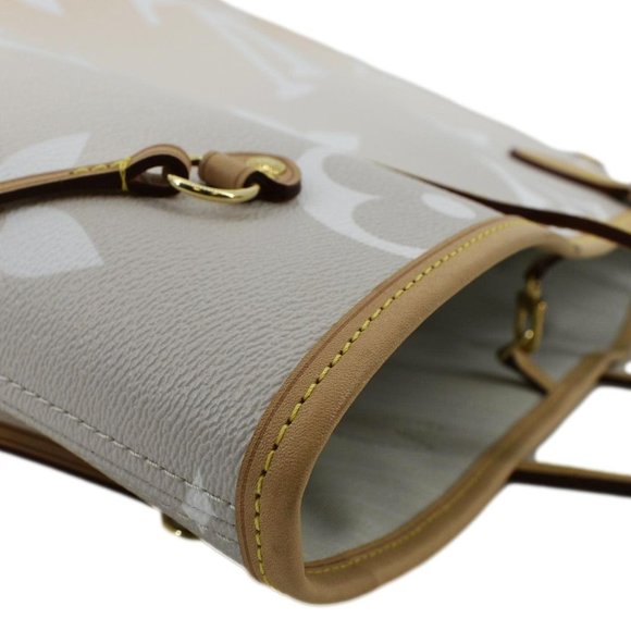 LOUIS VUITTON  Neverfull MM By The Pool Monogram Giant Tote Bag Brume - Picture 7 of 13